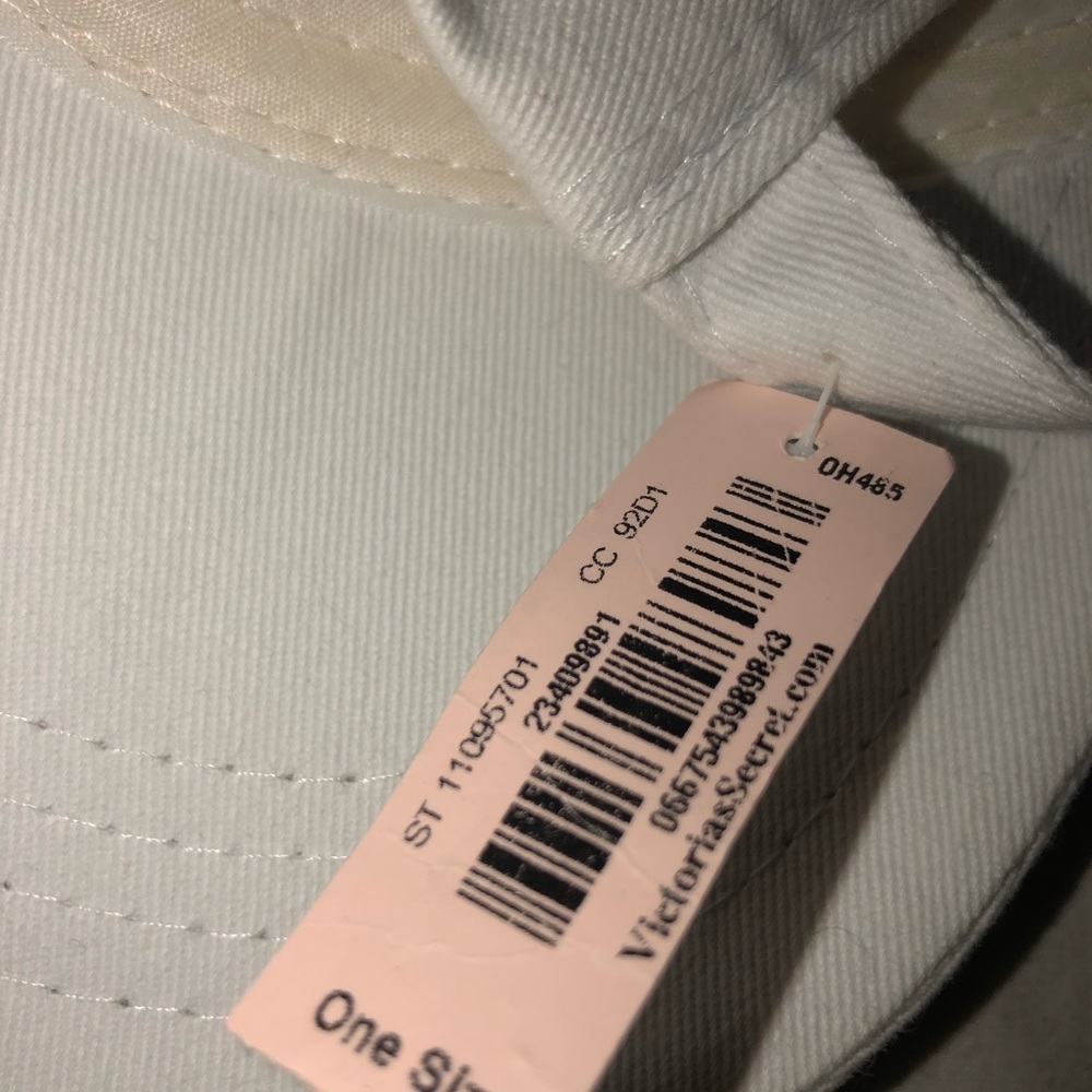 Victoria sport hat